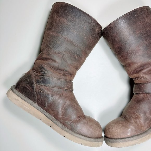 Ugg  Rare Kensington Wax Brown Sheepskin ShearlingBuckle  Boots - Picture 13 of 16